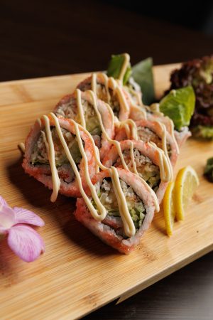 402. Kani Salad Roll 4 szt.