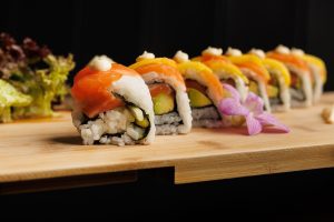 403. Salmon Cream Cheese Roll 4 szt.